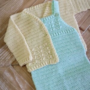 Kit del Conjunto Trigo: Chaqueta y Pelele de merino para bebé de Tejamos Sonrisas